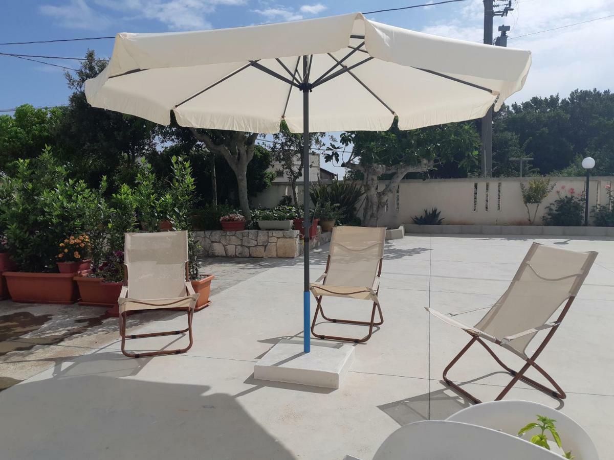 הוילה מרטינה פרנקה Trullo Della Rosa מראה חיצוני תמונה