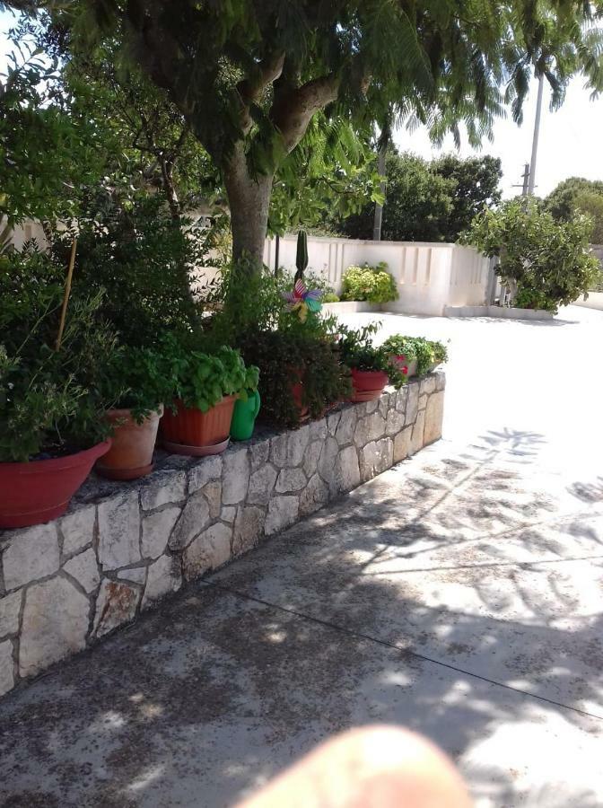 הוילה מרטינה פרנקה Trullo Della Rosa מראה חיצוני תמונה